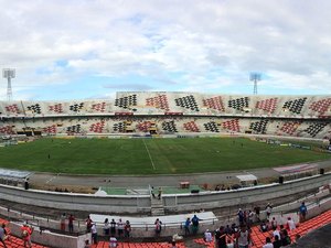 Por conta de salários atrasados, Santa Cruz é o primeiro clube a ser punido no STJD