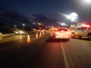 Três veículos são retirados de circulação no Litoral Sul