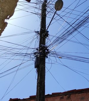 Morador passa mais de 24 horas sem energia elétrica em Maragogi