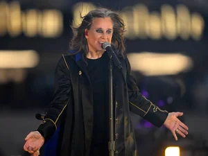 Morre Ozzy Osbourne, vocalista lendário do Black Sabbath, aos 76 anos