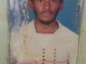 Pedreiro é encontrado morto com corte profundo na cabeça