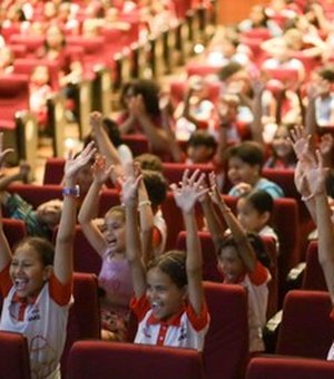 Circuito Penedo de Cinema promove sessões gratuitas de cinema livre