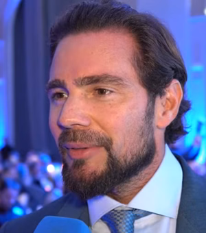 Defesa de Daniel Vorcaro usa crise no STF e pede revogação de prisão