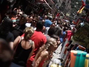 Vendas do varejo cresceram 10,5% no Natal deste ano, diz Cielo