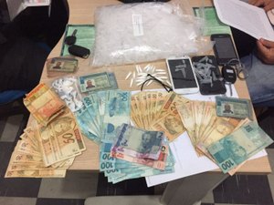 Operação da Polícia Civil resulta em apreensão de drogas e munições