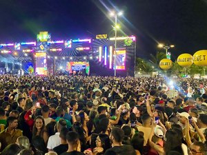 Dennis DJ transforma estacionamento do Jaraguá em grande baile funk