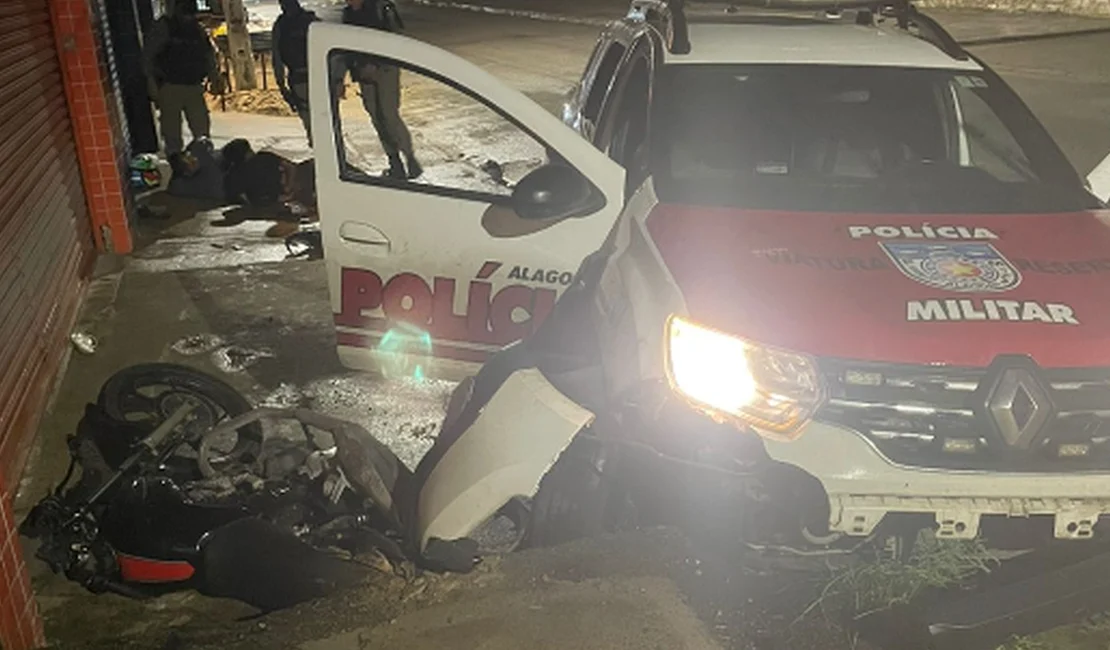 Dupla tenta fugir da polícia e acaba colidindo em viatura no bairro Cidade Universitária