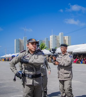 Governador participa da maior promoção de policiais militares de Alagoas