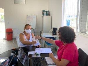Centro Pesqueiro: permissionários recebem doação de máscaras