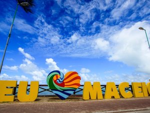 Com 203 anos, Maceió celebra avanços para a população