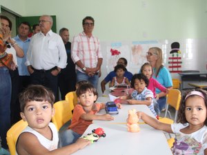 Há cinco meses, crianças esperam reforma de creche na zona rural de Arapiraca