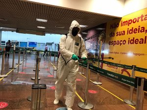 Exército realiza nova desinfecção no Aeroporto Internacional Zumbi dos Palmares