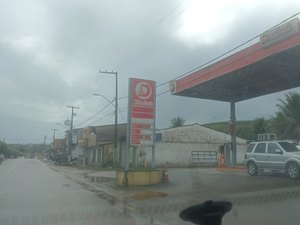 Litro da gasolina comum custa R$ 6,55 em Jacuípe