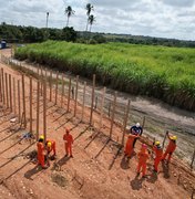 Infraestrutura da ponte entre Penedo e Neópolis avança para o leito do rio São Francisco