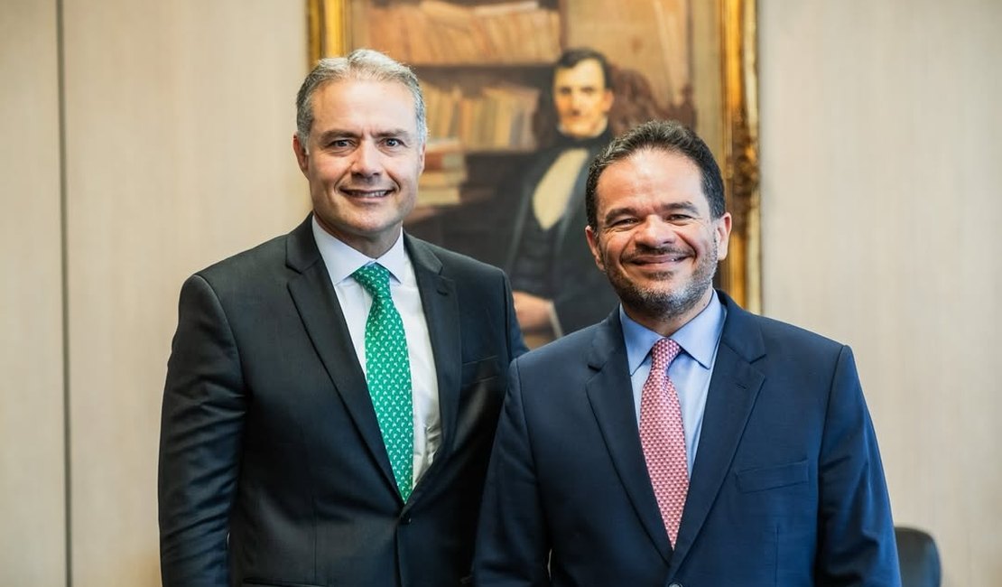 Marcelo Victor acena a Renan Filho em meio a especulações sobre Lira