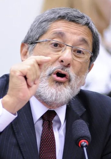 Guerra expõe risco energético do Brasil, diz ex-chefe da Petrobras