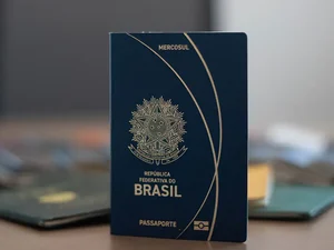 Polícia Federal pode interromper emissão de passaporte por falta de verba