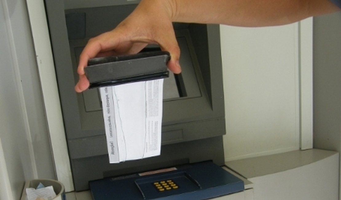 Suspeitos são flagrados instalando ?chupa-cabras?