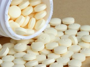 Associação Médica Brasileira pede banimento de remédios ineficazes contra Covid-19