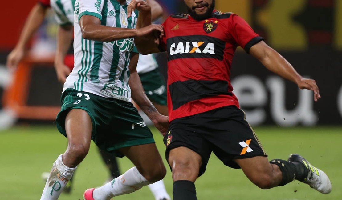 Brasileirão: Corinthians lider, Palmeiras vence e Vasco surpreende em Minas Gerais