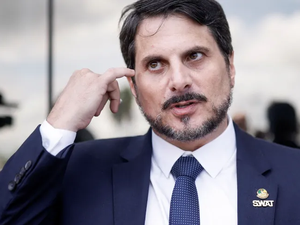 Marcos Do Val contradiz Bolsonaro e afirma à PF que trama golpista foi tratada em reunião no Alvorada