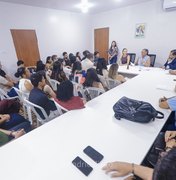 Prefeita Tia Júlia anuncia novo concurso público em Palmeira dos Índios