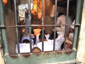 Relatório aponta 'risco de motim' em presídio por falta de remédios psiquiátricos
