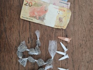 Jovem é preso acusado de tráfico de drogas em Matriz de Camaragibe