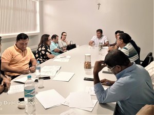 'Arapiraca não tem lugar para faculdades do diploma falso', diz Jário Barros