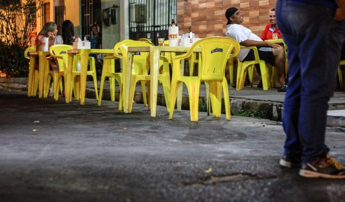 Comissão de Controle de Bebida Alcoólica vai fiscalizar bares de Maceió