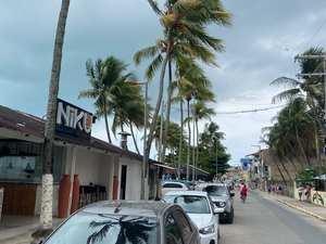 Restaurante oferta vagas de emprego em Maragogi