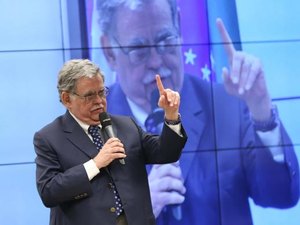 Advogado de Temer reafirma que acusação é 'capenga e fruto de ficção'