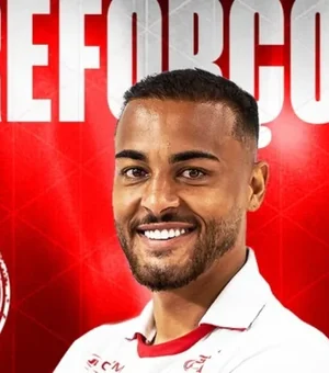 CRB oficializa contratação do meia Estêvão, ex-Internacional e Ypiranga