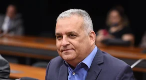 Após CPMI, Alfredo deve decidir entre reeleição como federal ou Senado em 2026