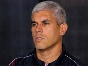 Ricardinho é o novo treinador do Tupi
