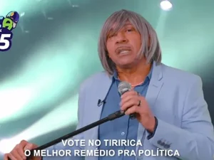 Tiririca é processado por Roberto Carlos após nova paródia em campanha