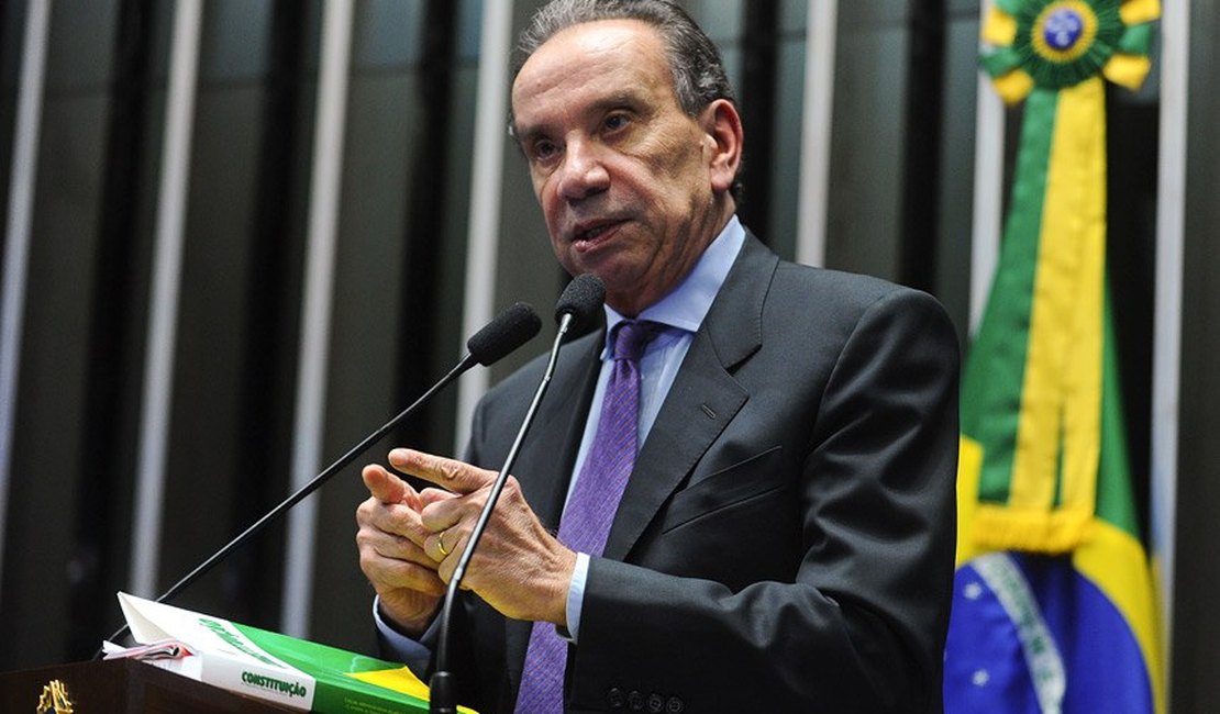 Legislação brasileira já atende às necessidades de refugiados sírios, diz Aloysio