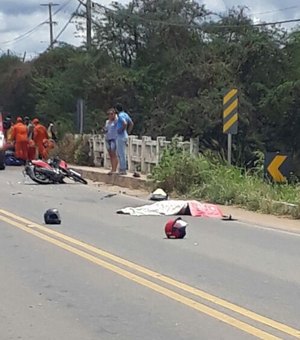 Colisão entre carro e moto deixa jovem morta na AL-115, em Palmeira dos Índios