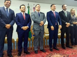 Quintella, Mellina e Ayres são empossados como secretários estaduais