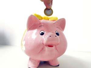 Poupança tem maior retirada líquida da história em janeiro