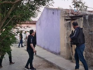 Três pessoas são presas por tráfico de drogas, homicídio qualificado e lesão corporal no Sertão de Alagoas