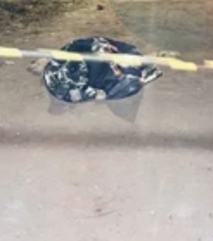 Homem morre e filho fica ferido a tiros no bairro João Paulo II, em Arapiraca