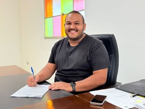 Prefeito assina ordem de serviço para construir nova escola em Matriz de Camaragibe