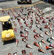 DMTT destrói cones utilizados para reserva ilegal de espaço público em Maceió