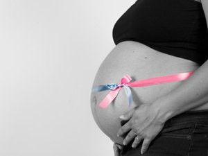 Chá revelação termina em tragédia: mulher morre ferida na cabeça