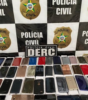 DERC devolve celulares recuperados em operação na semana passada