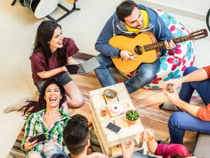 Festa no apartamento pode pôr em risco a saúde dos vizinhos