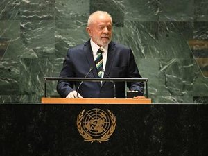 Lula não demonstrará apoio a nenhum candidato na Argentina, diz ministro Paulo Pimenta