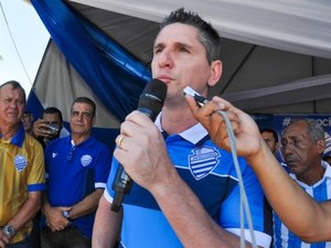Volante Marcinho Guerreiro acerta a saída do CSA