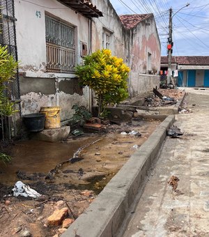 [Vídeo] Moradores do bairro Manoel Teles sofrem prejuízos após fortes chuvas em Arapiraca